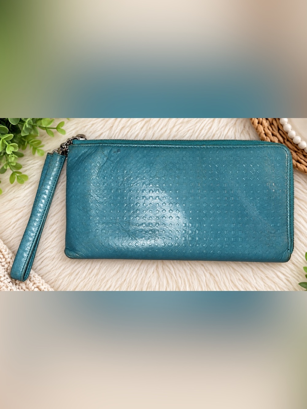 HOBO Teal Embossed Leather Wristlet Wallet | Zip Clutch